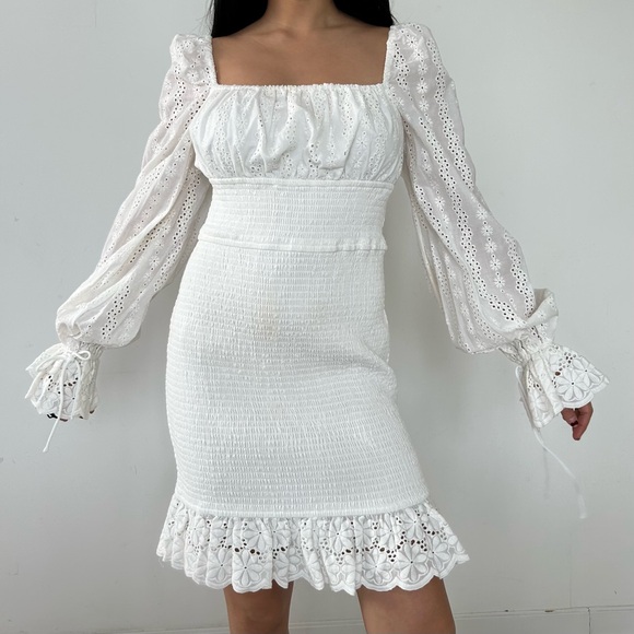 BNWT Finders Keepers White Shirred Bodycon Mini Dress - Medium - Picture 4 of 5